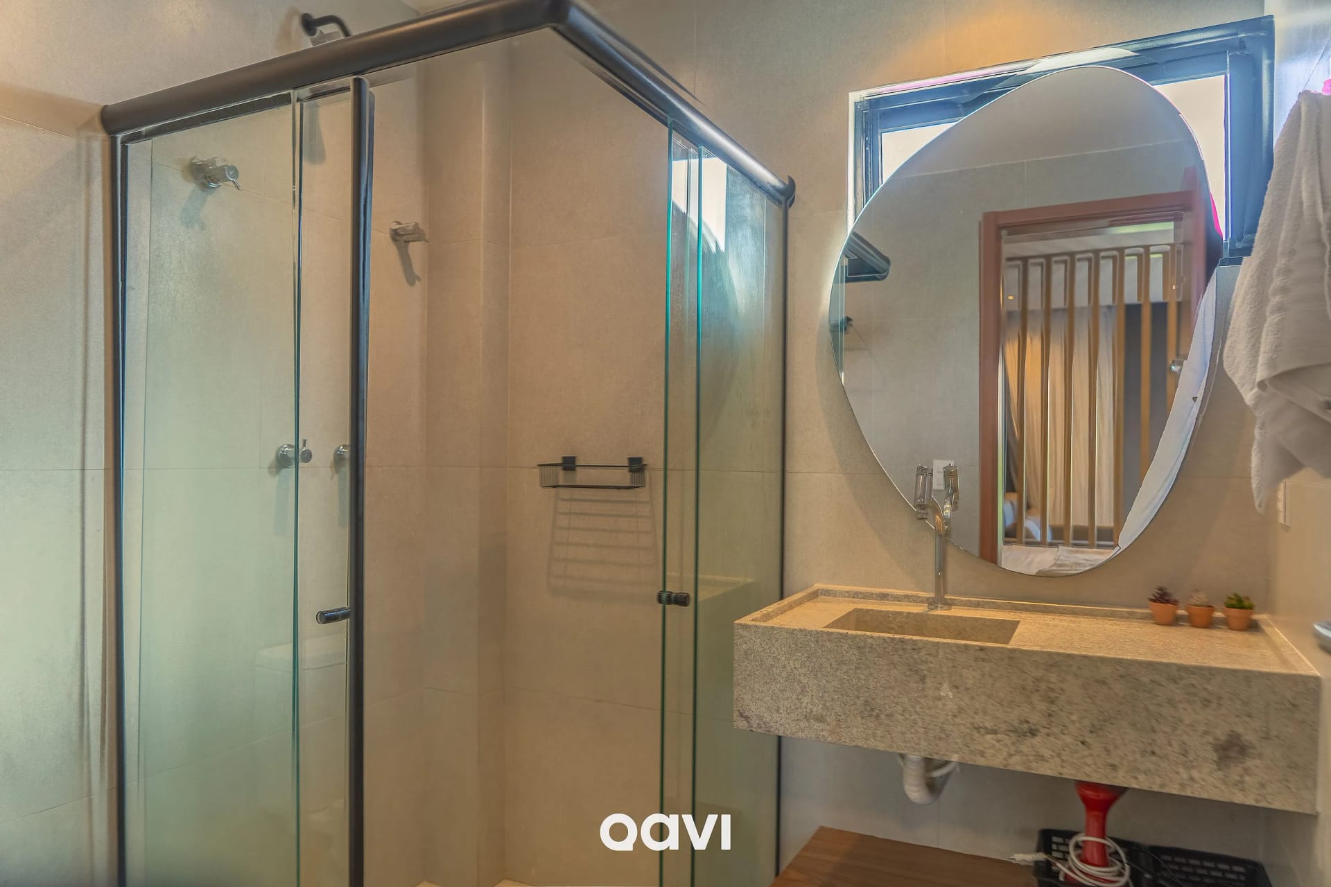 Toilet — Studio Design Manatee em Milagres by Qavi