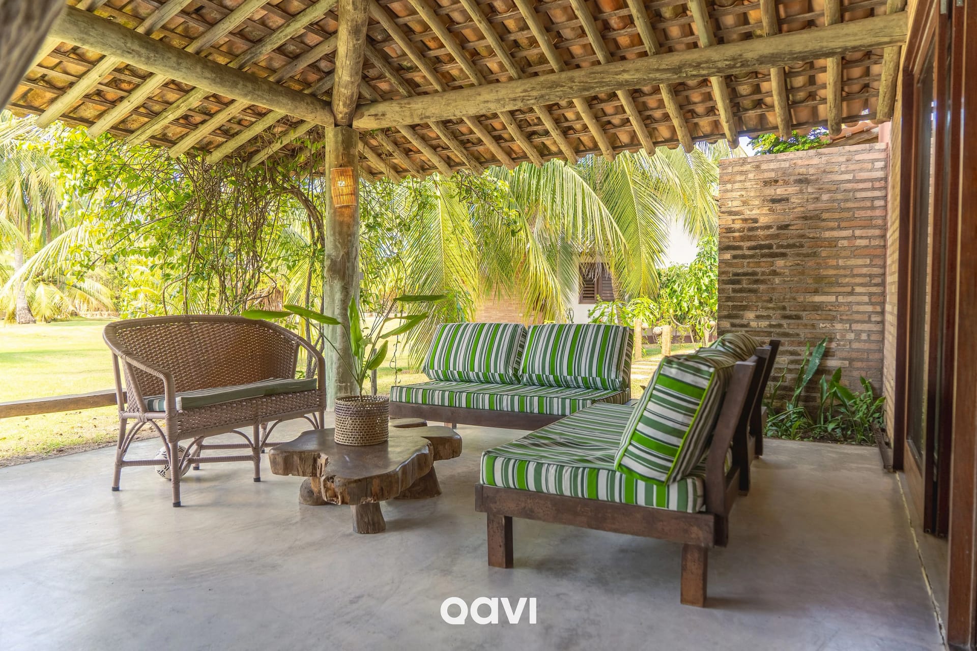Área e instalações — Casa Manatí Beira-Mar em Milagres by Qavi
