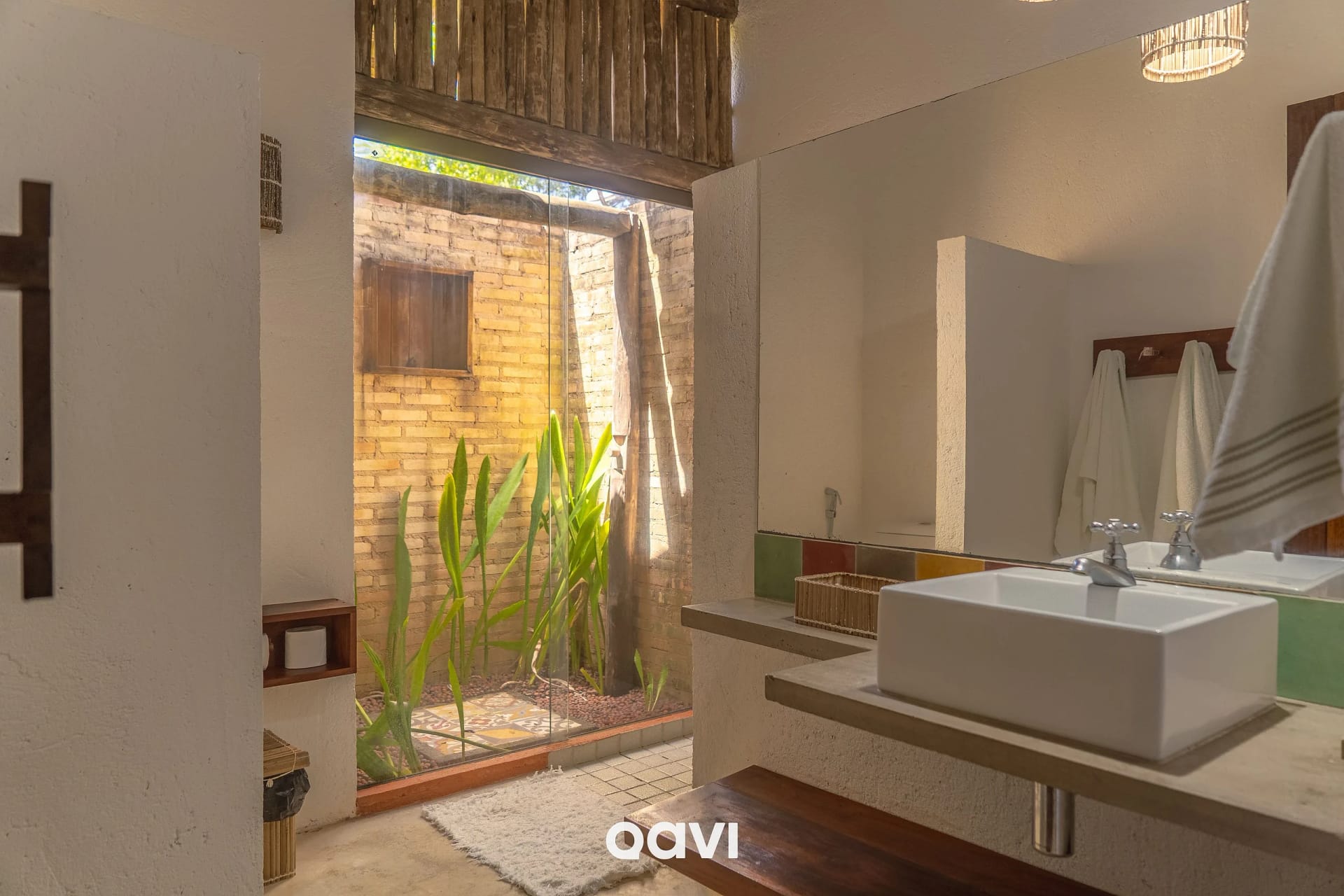 Toilet — Casa com Piscina Manatí Milagres by Qavi