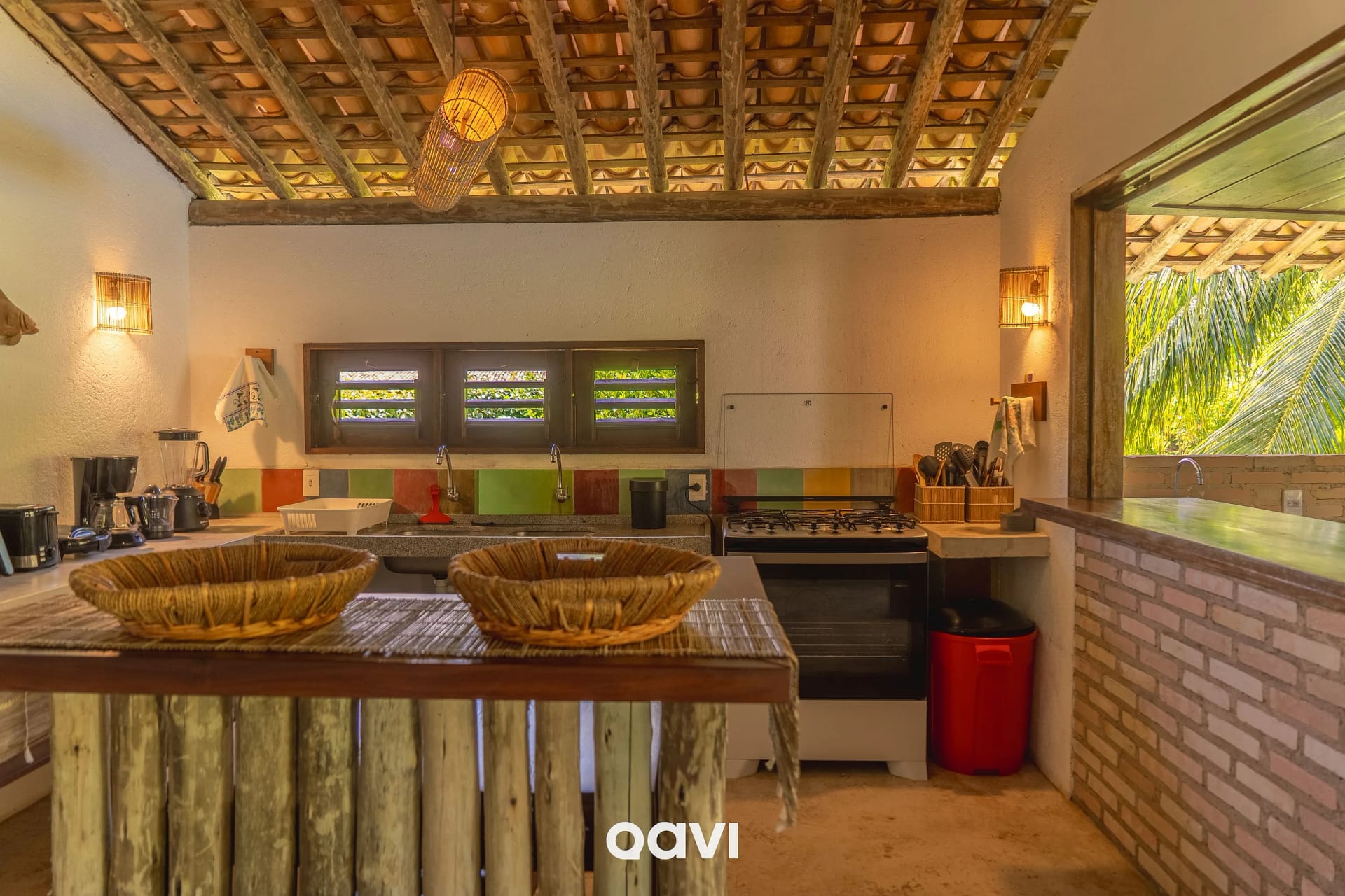Kitchen or kitchenette — Casa com Piscina Manatí Milagres by Qavi