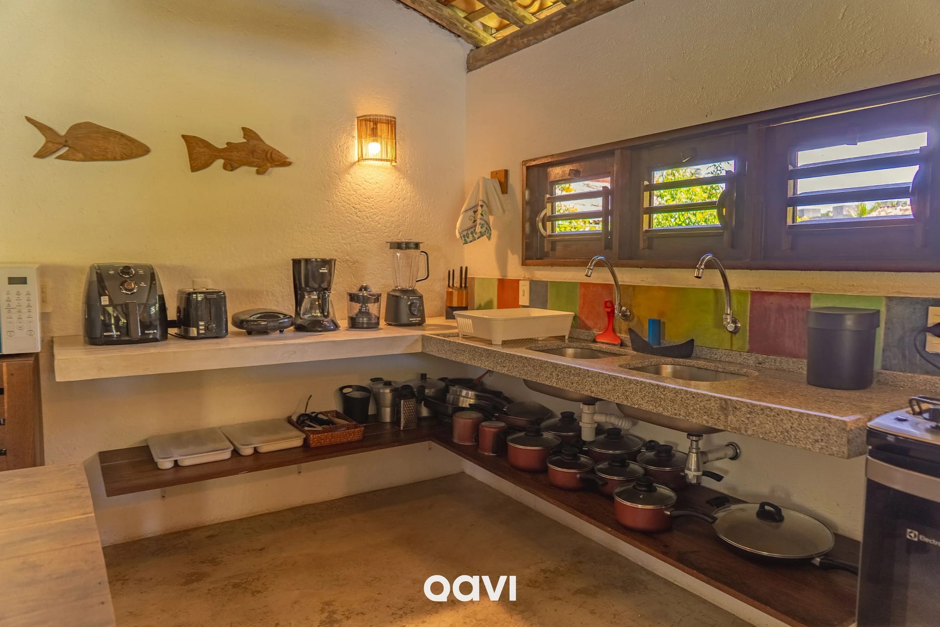 Kitchen or kitchenette — Casa com Piscina Manatí Milagres by Qavi