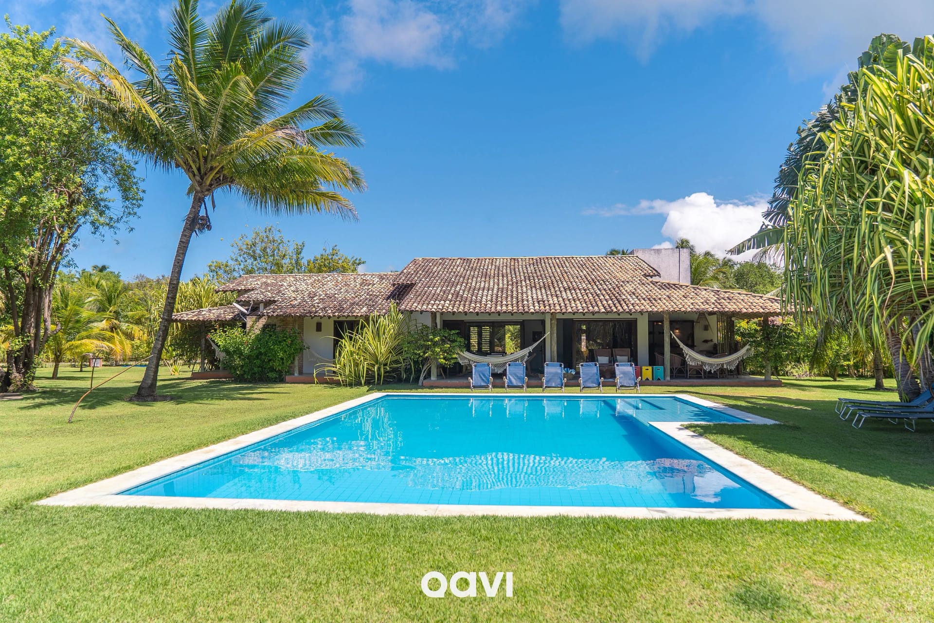 Area and facilities — Casa com Piscina Manatí Milagres by Qavi