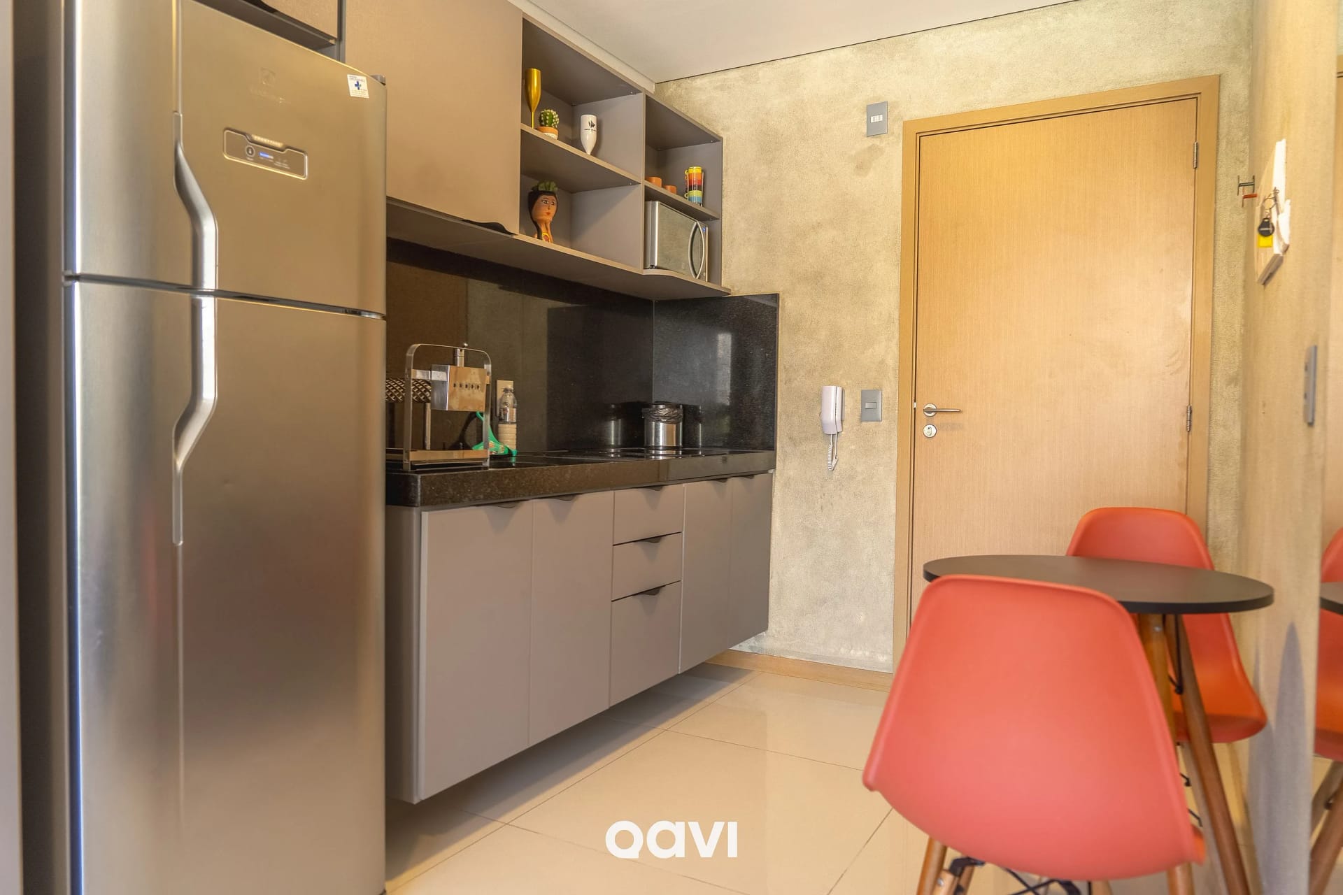 Kitchen or kitchenette — Studio Sky Concept Maceió by Qavi