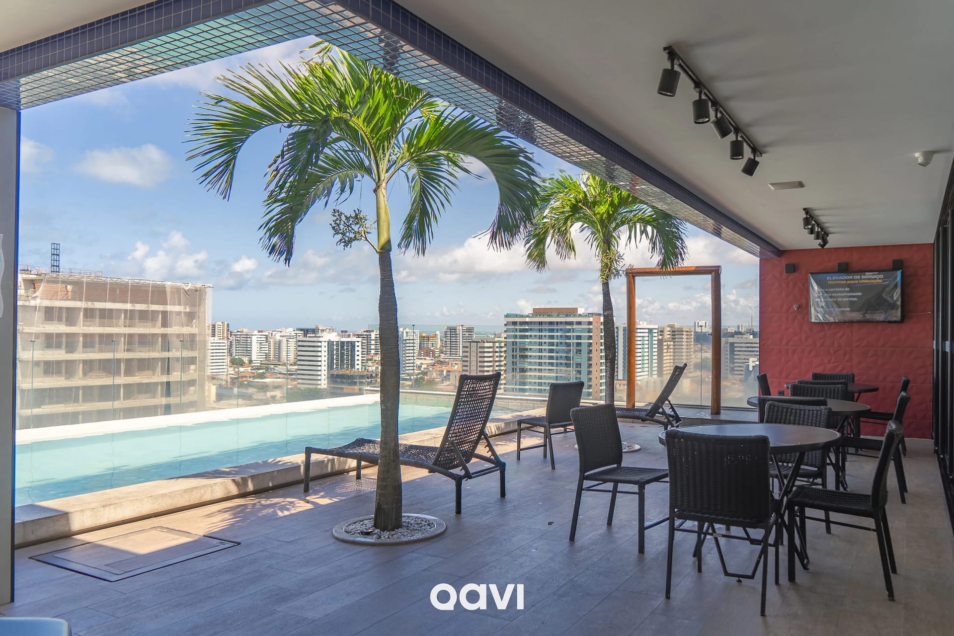 Swimming pool — Studio Sky Concept Maceió by Qavi