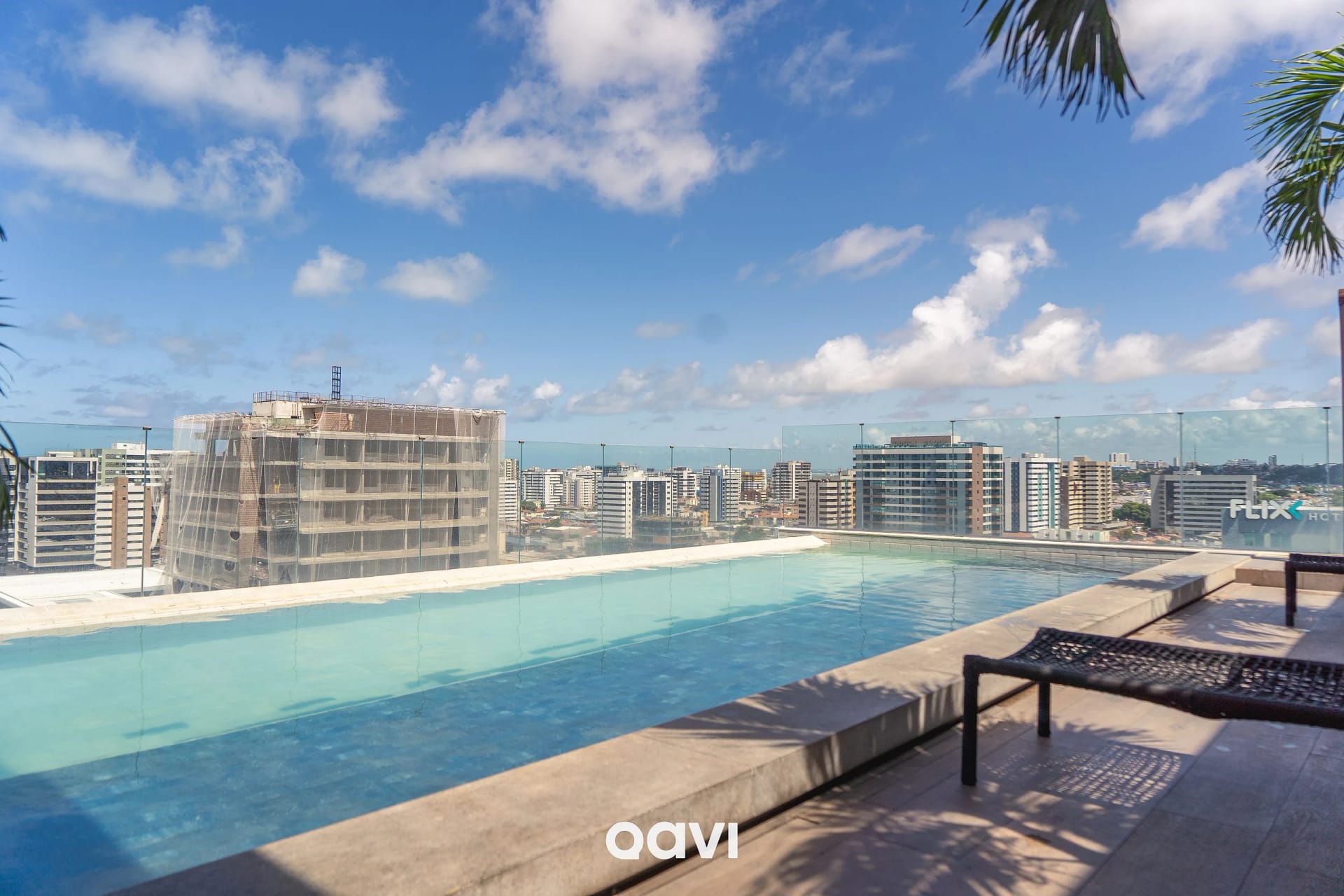 Swimming pool — Studio Sky Concept Maceió by Qavi