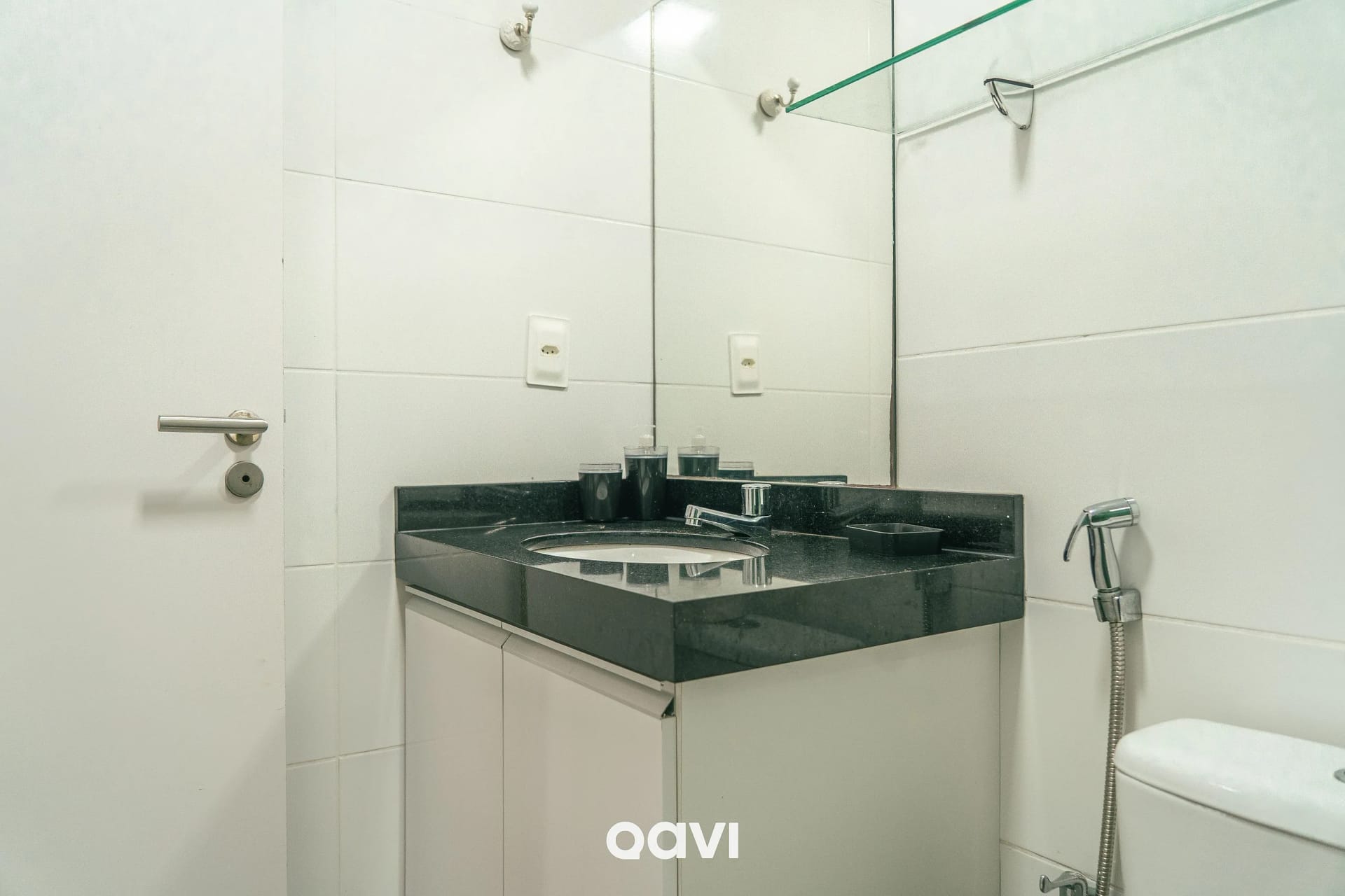 Toilet — Apartamento no Edifício Time em Maceió by Qavi