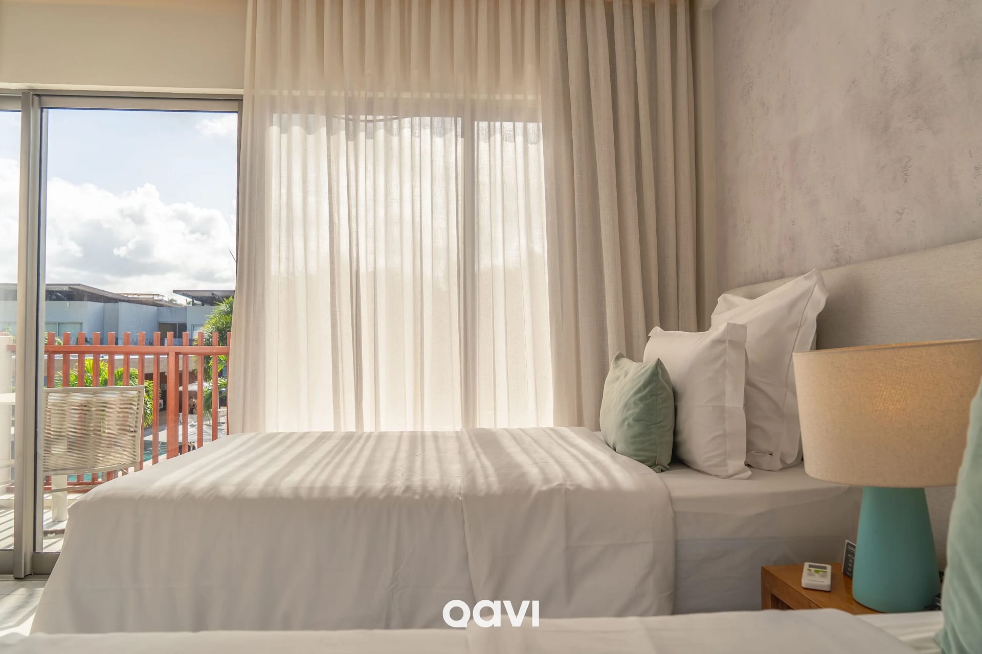 Quarto Superior Frente Piscina
