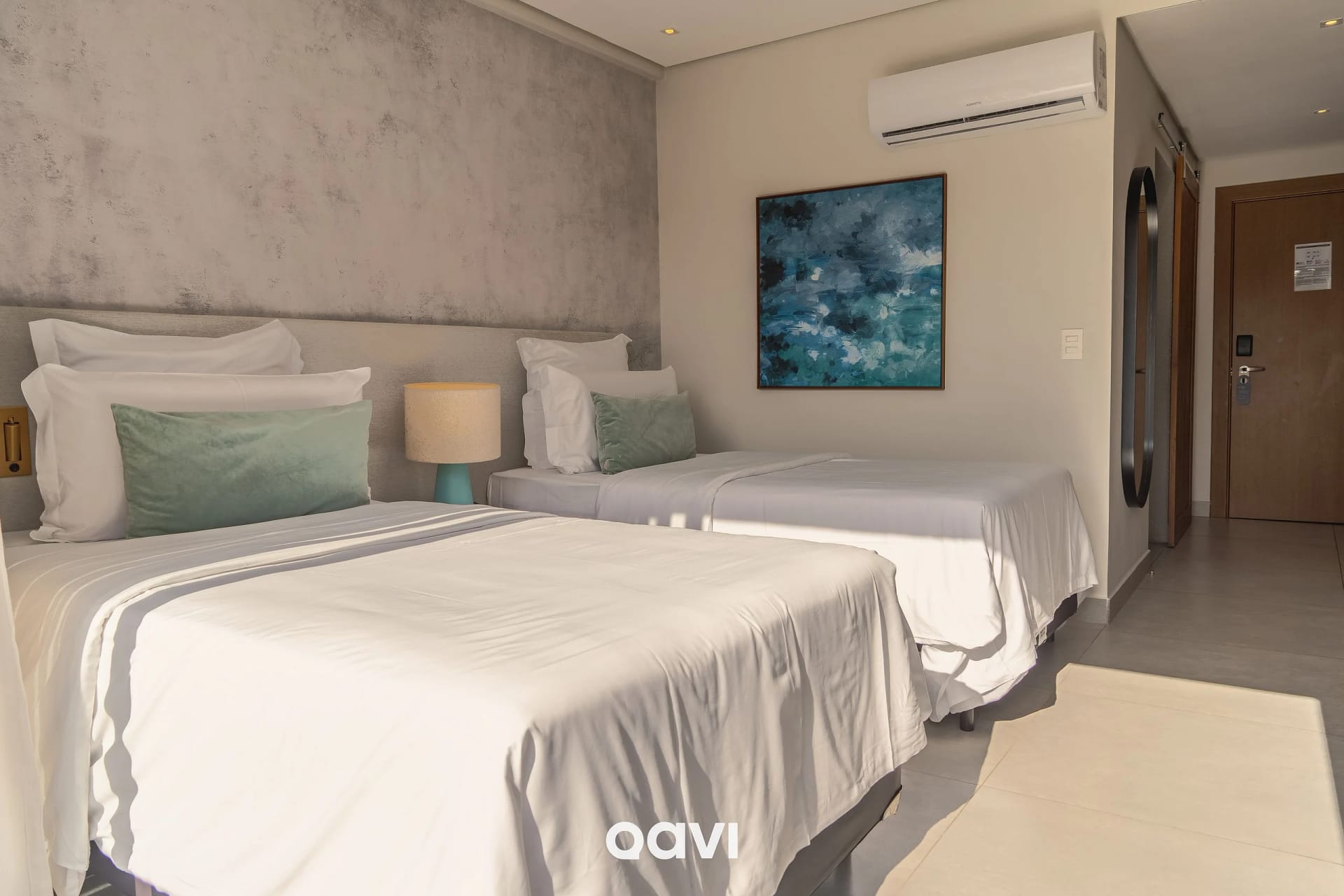 Quarto Superior Frente Piscina