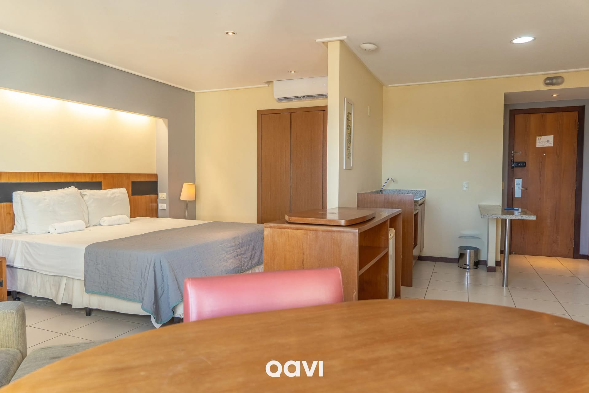 Dormitorio — Flat em Petrópolis Vista Parcial Mar - Qavi