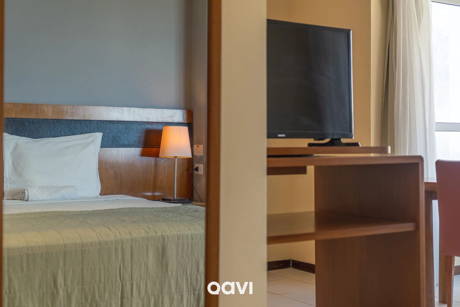 Bedroom — Flat com Vista Parcial Mar em Petrópolis by QAVI